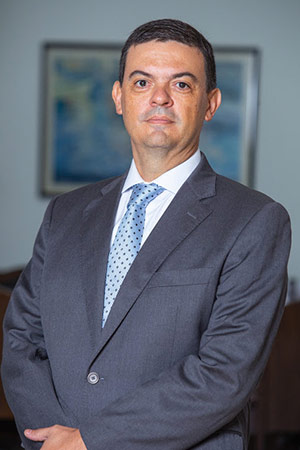 MARCIO FEREZIN CUSTÓDIO
